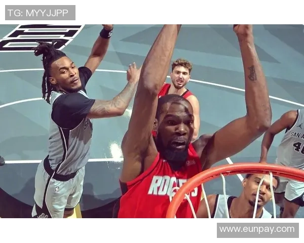 火箭队与马刺队精彩对决央视回放全程回顾与精彩瞬间分析